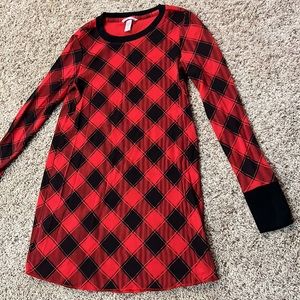 BNWOT soft black/red plaid Victoria’s Secret nightshirt/dress for women - size S